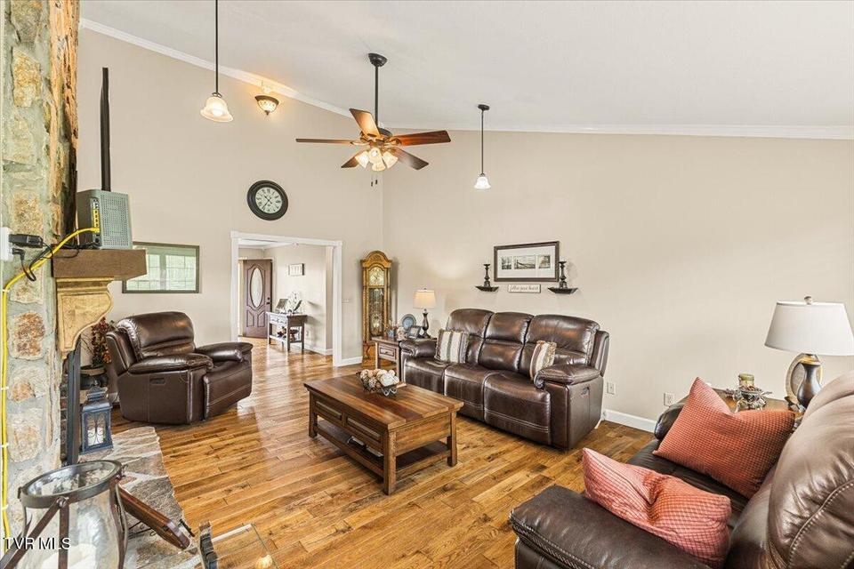 Photo #17: 231 County Farm Road