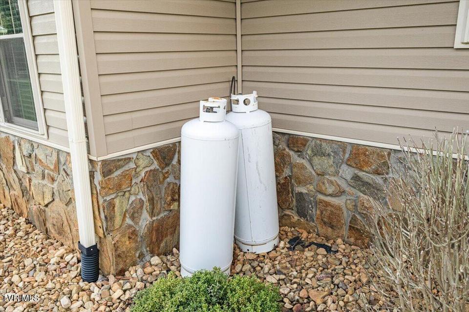 Photo #71: 231 County Farm Road