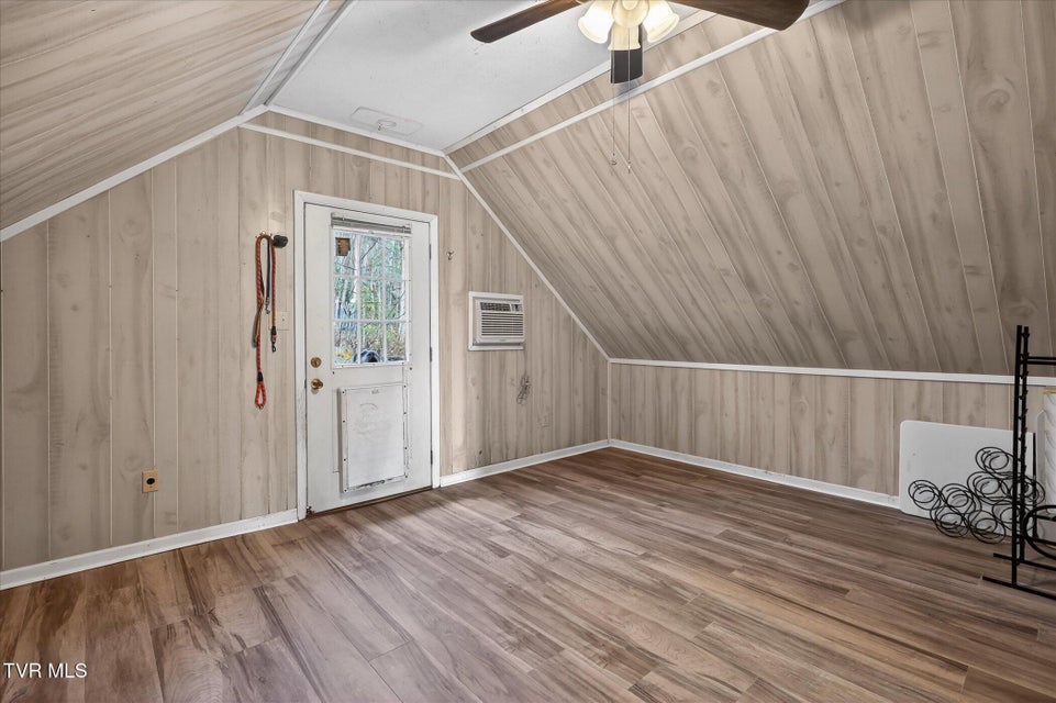 Photo #33: 135 Hiddenwood Drive