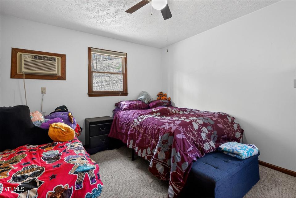 Photo #45: 135 Hiddenwood Drive