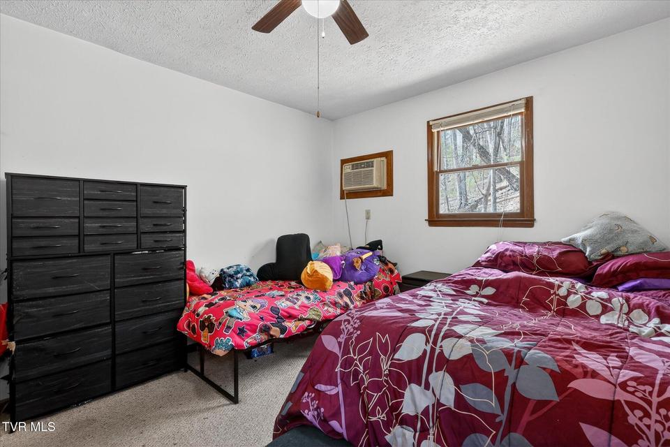 Photo #46: 135 Hiddenwood Drive