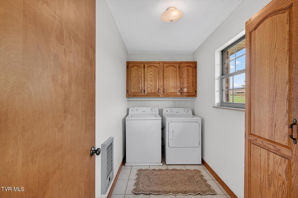 Photo #30: 4930 107 Cutoff 