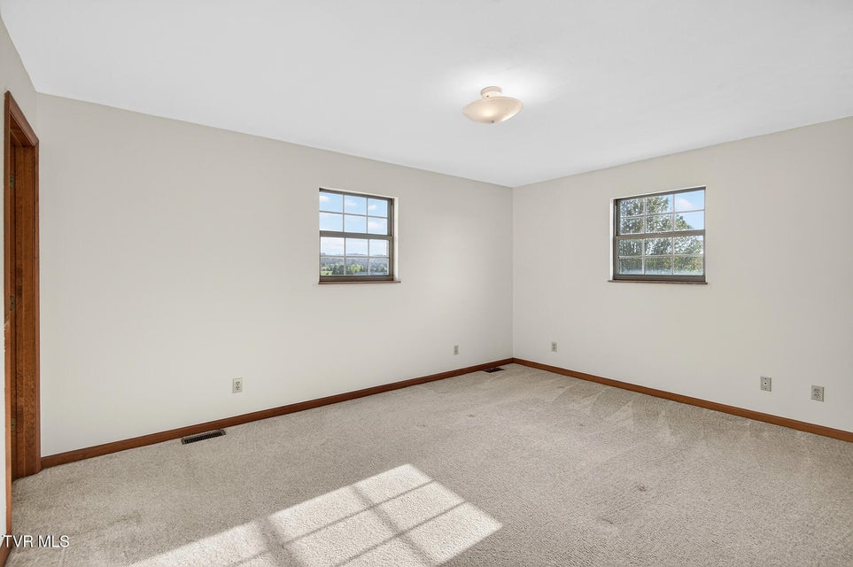 Photo #20: 4930 107 Cutoff 