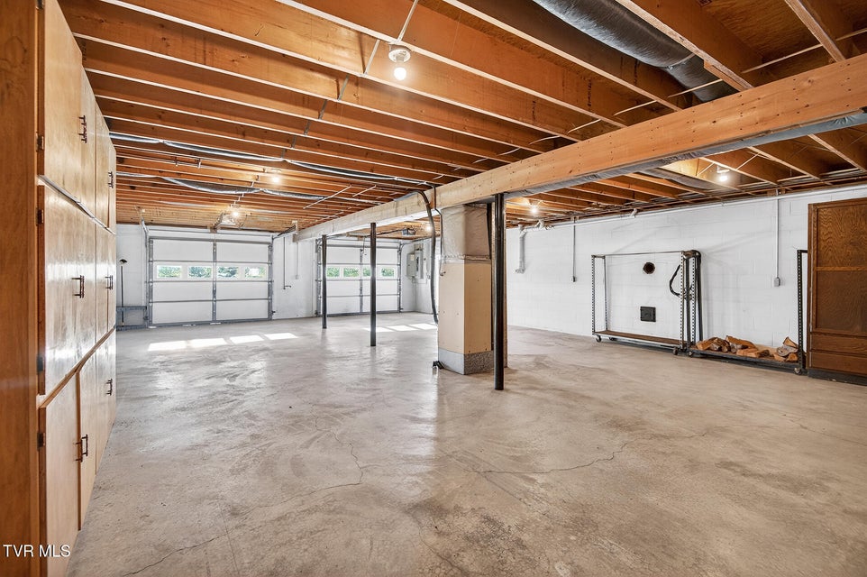 Photo #33: 4930 107 Cutoff 