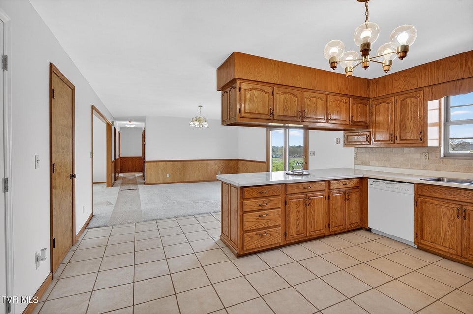 Photo #12: 4930 107 Cutoff 