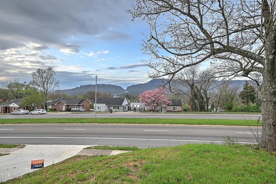 Photo #39: 1950 Stone Drive