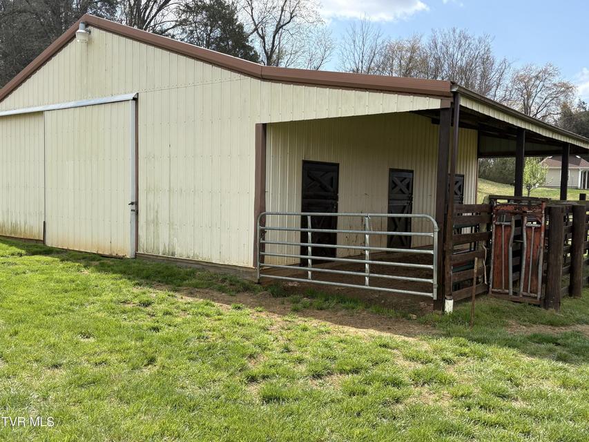 Photo #61: 231 County Farm Road