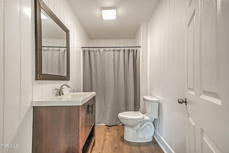 Photo #22: 532 Elm Street