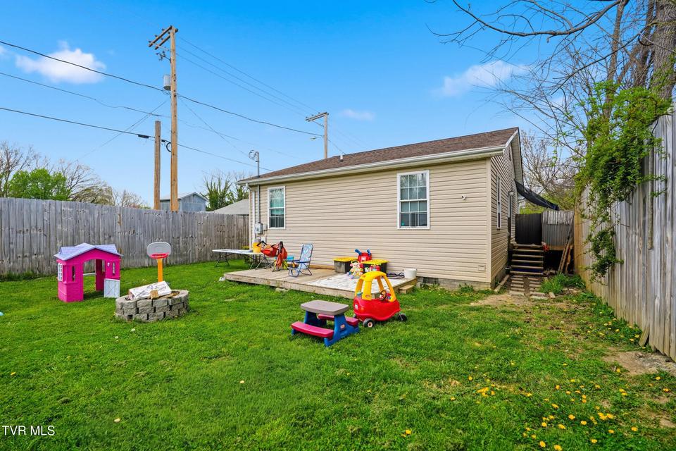 Photo #9: 1001 Minton Place