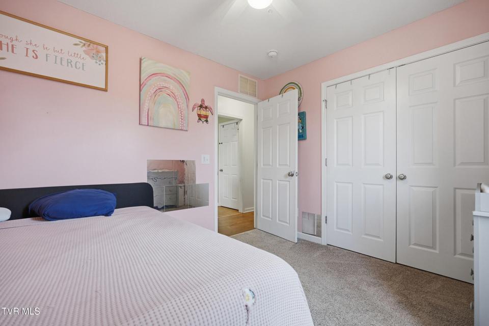 Photo #14: 1001 Minton Place