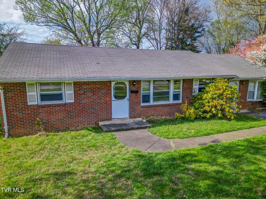 Photo #4: 1302 Oxford Place