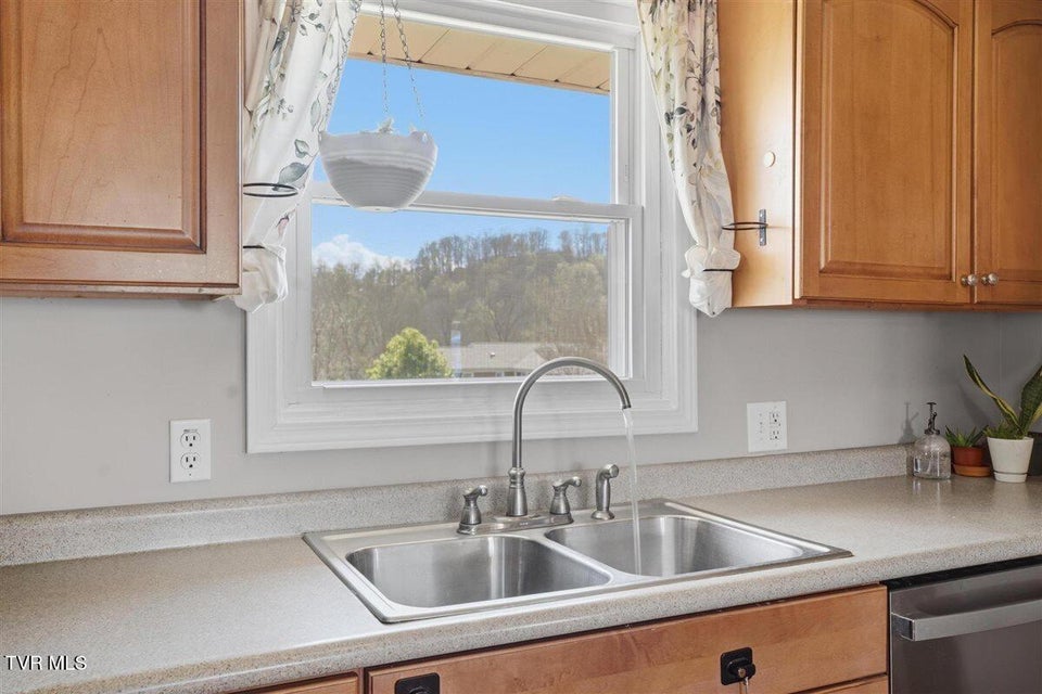 Photo #4: 1117 Brockway Drive