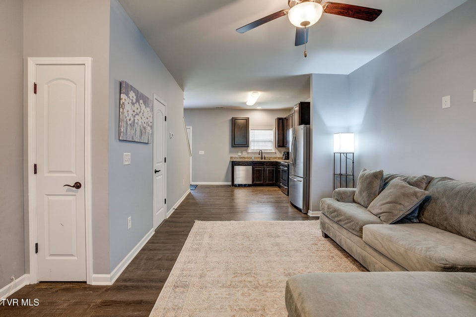 Photo #3: 656 Suffolk Road