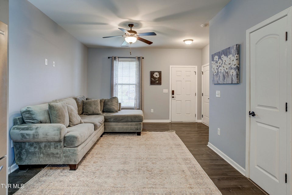 Photo #5: 656 Suffolk Road