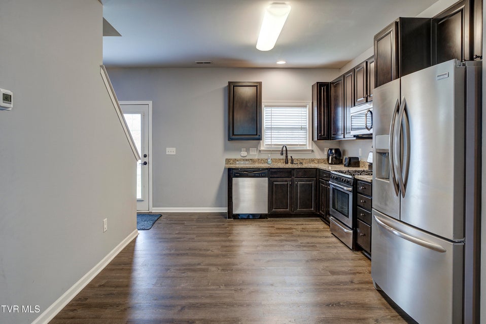 Photo #8: 656 Suffolk Road