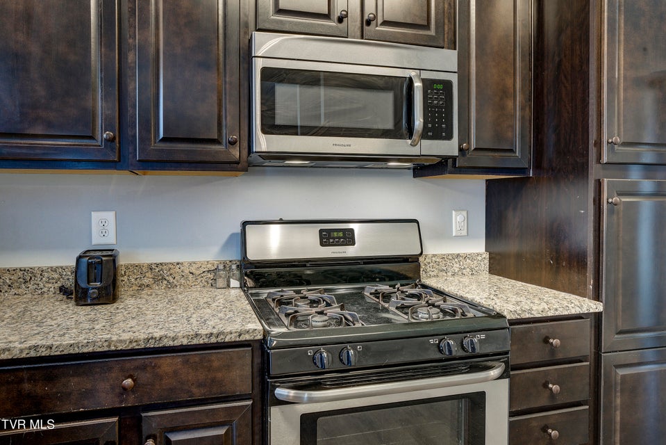 Photo #12: 656 Suffolk Road