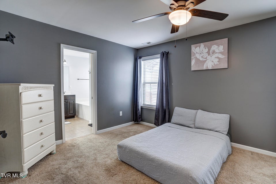 Photo #18: 656 Suffolk Road