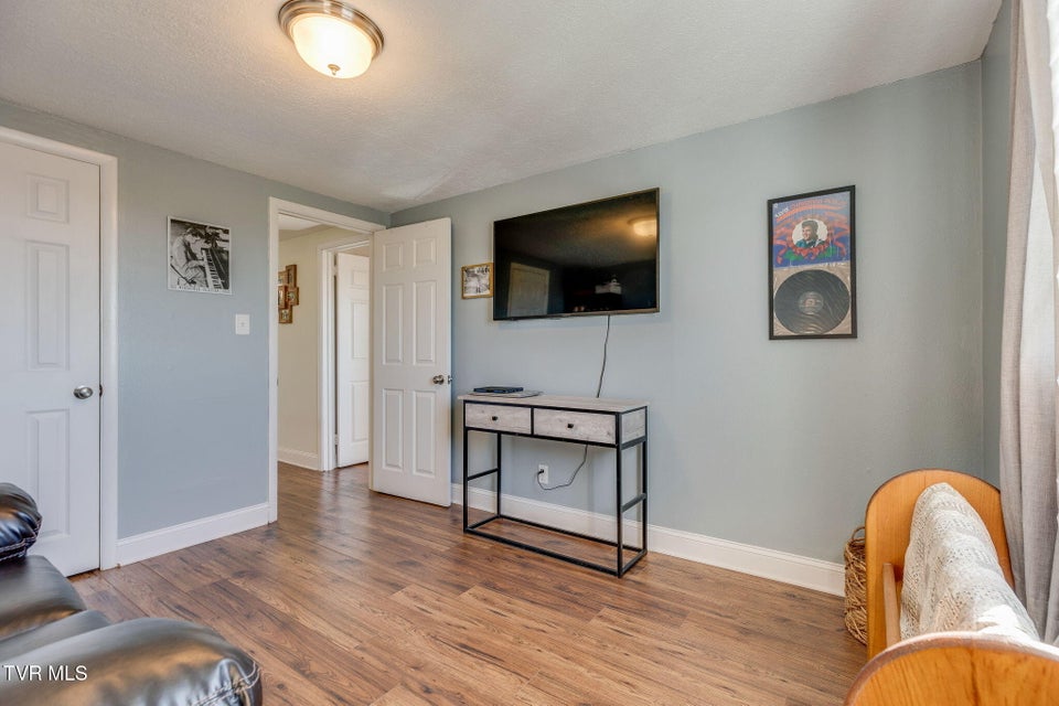 Photo #18: 408 Claremont Road