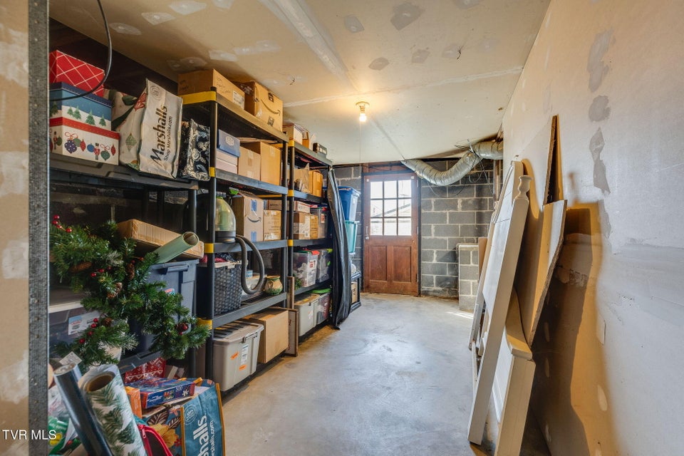 Photo #21: 408 Claremont Road