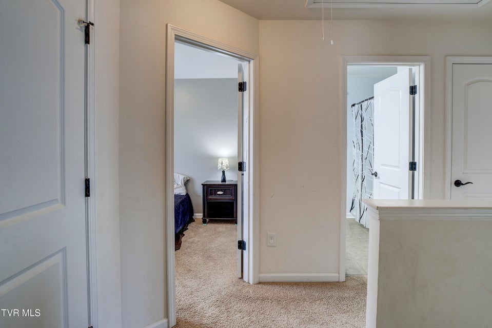 Photo #27: 656 Suffolk Road