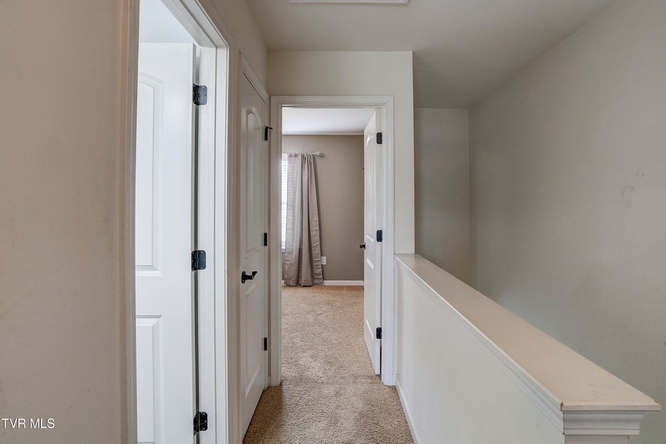 Photo #32: 656 Suffolk Road