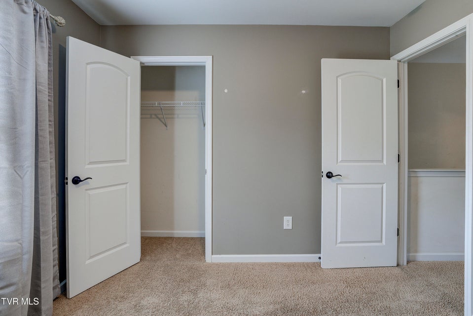 Photo #36: 656 Suffolk Road