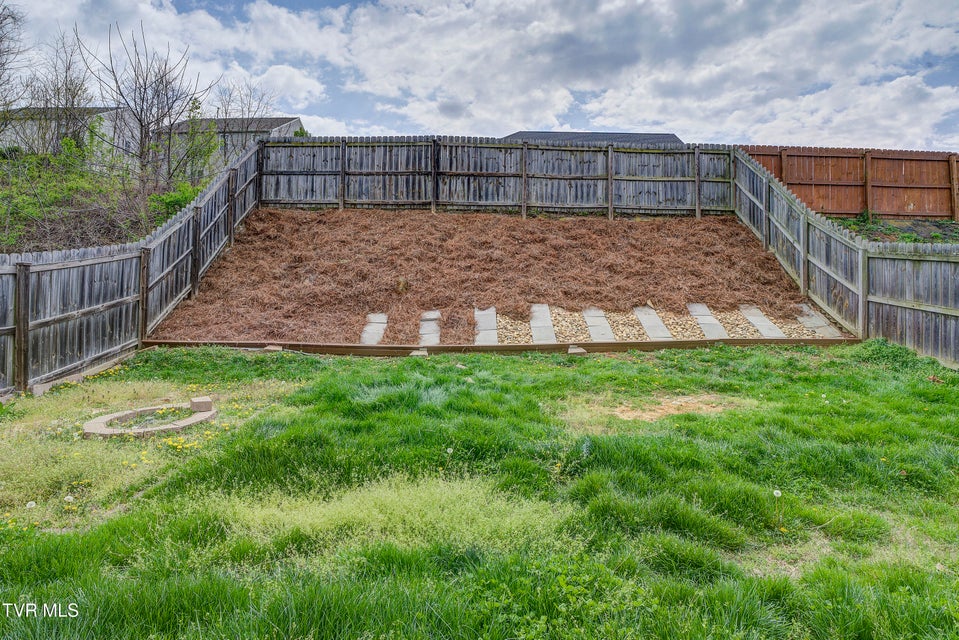 Photo #40: 656 Suffolk Road