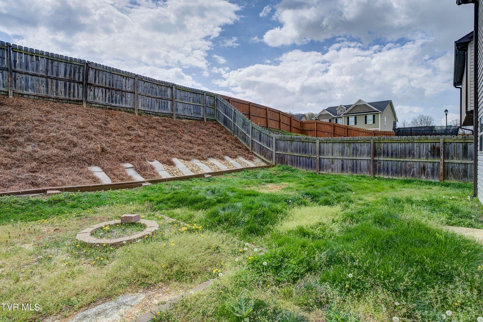 Photo #41: 656 Suffolk Road