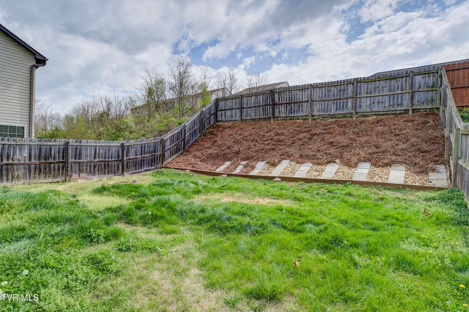 Photo #43: 656 Suffolk Road