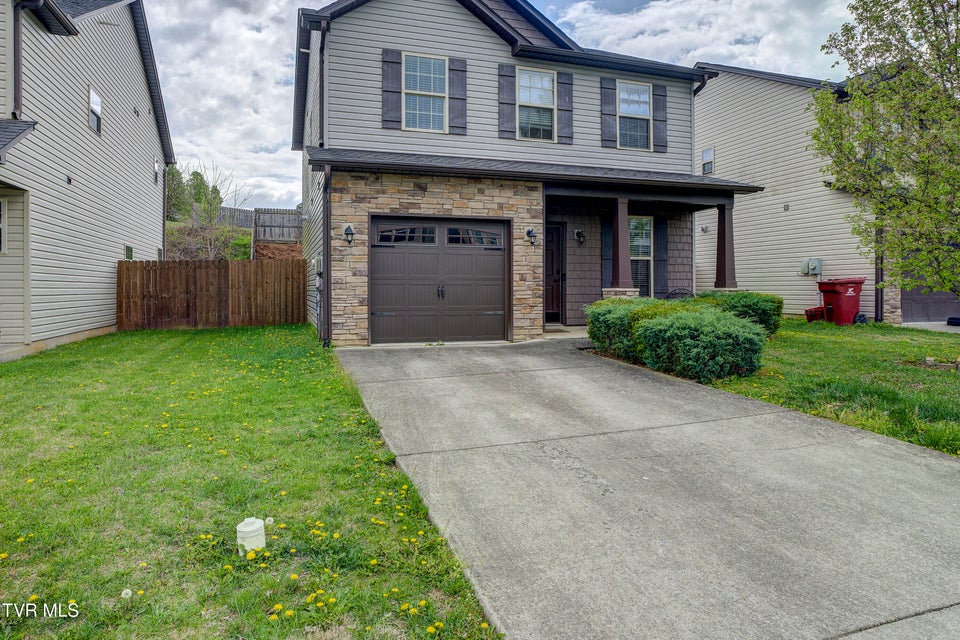 Photo #47: 656 Suffolk Road