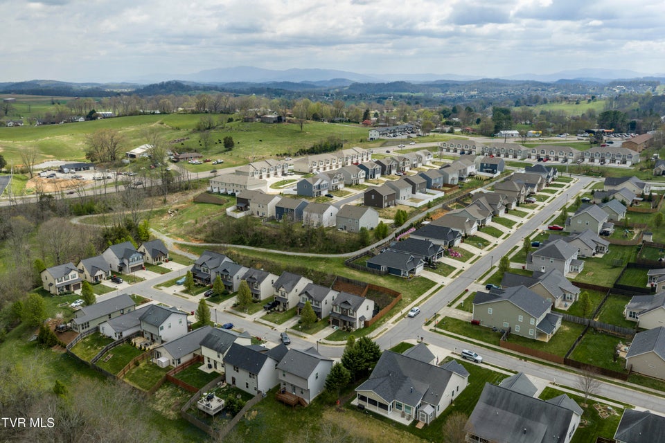 Photo #51: 656 Suffolk Road