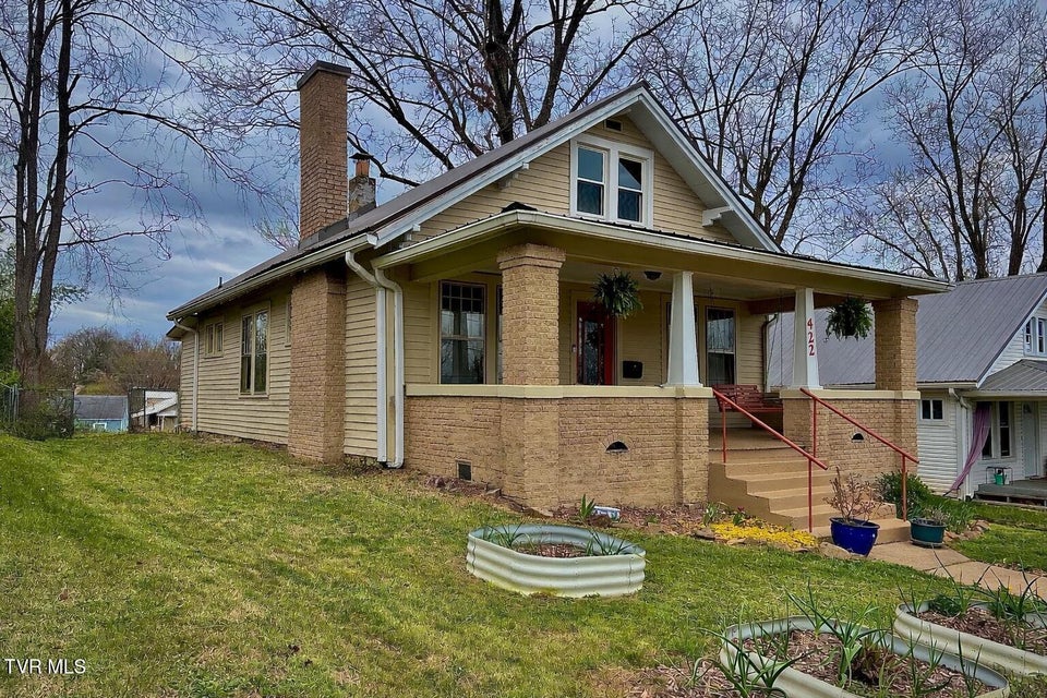 Photo #3: 422 Magnolia Avenue