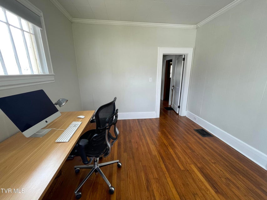 Photo #19: 422 Magnolia Avenue