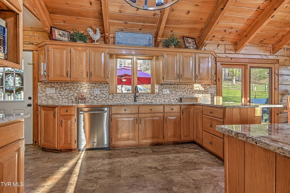 Photo #28: 415 Beidleman Road