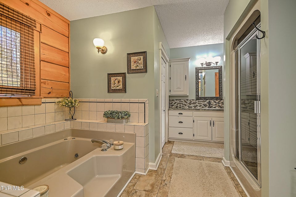 Photo #36: 415 Beidleman Road