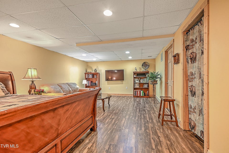 Photo #47: 415 Beidleman Road