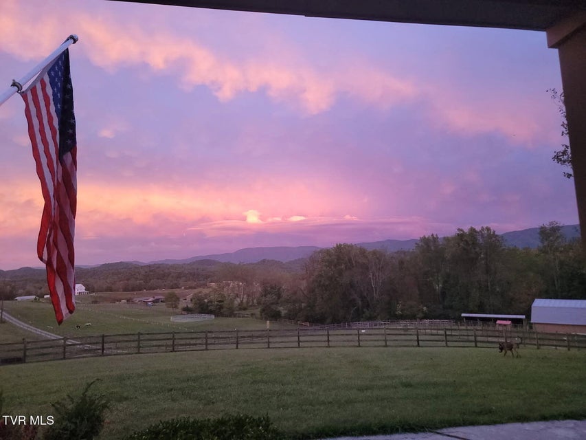 Photo #99: 415 Beidleman Road