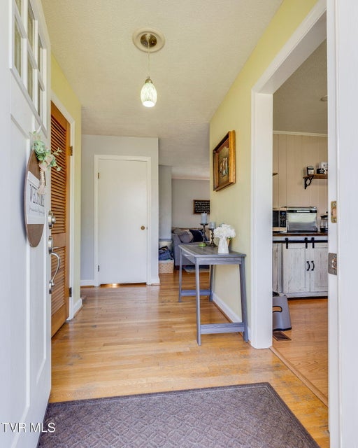 Photo #4: 125 Meadow Wood Drive