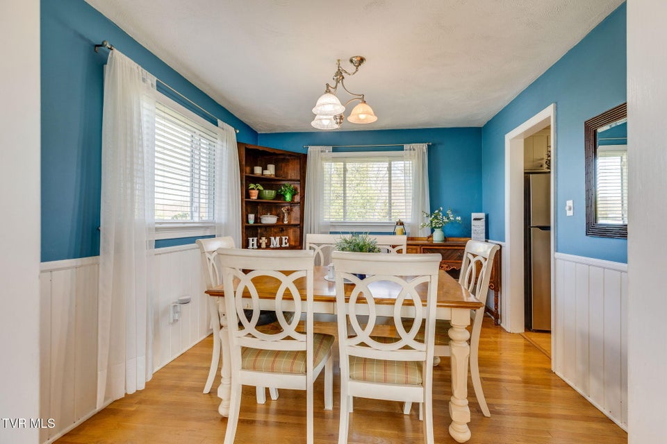 Photo #13: 125 Meadow Wood Drive