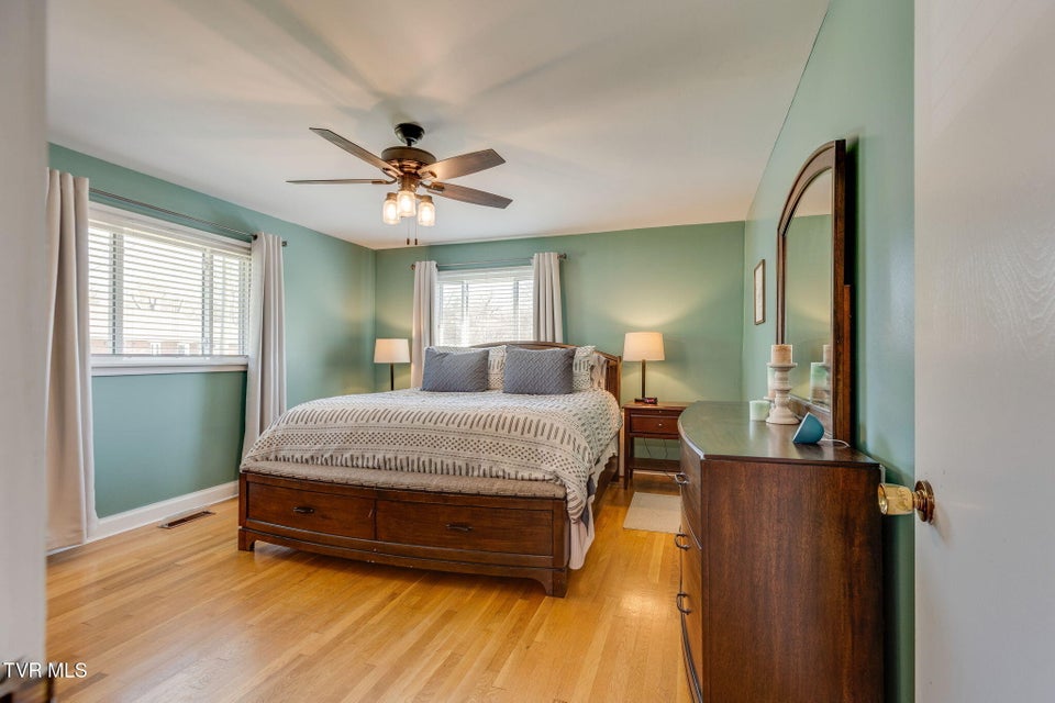 Photo #14: 125 Meadow Wood Drive