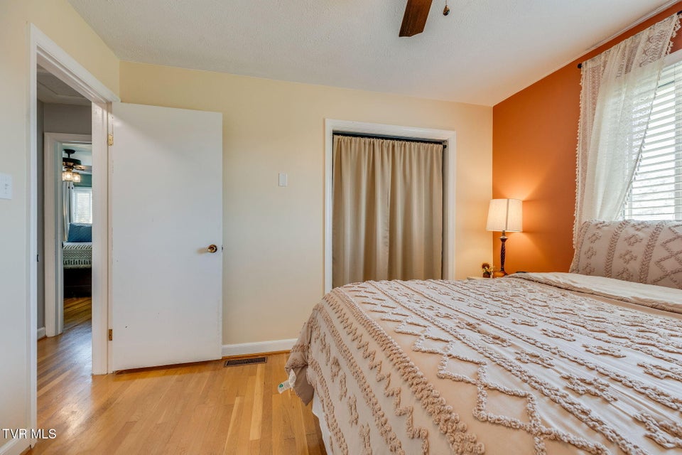 Photo #19: 125 Meadow Wood Drive