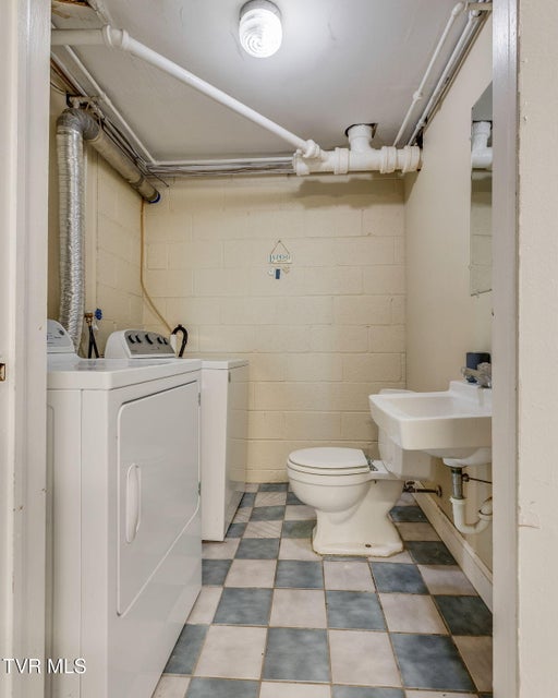 Photo #29: 125 Meadow Wood Drive