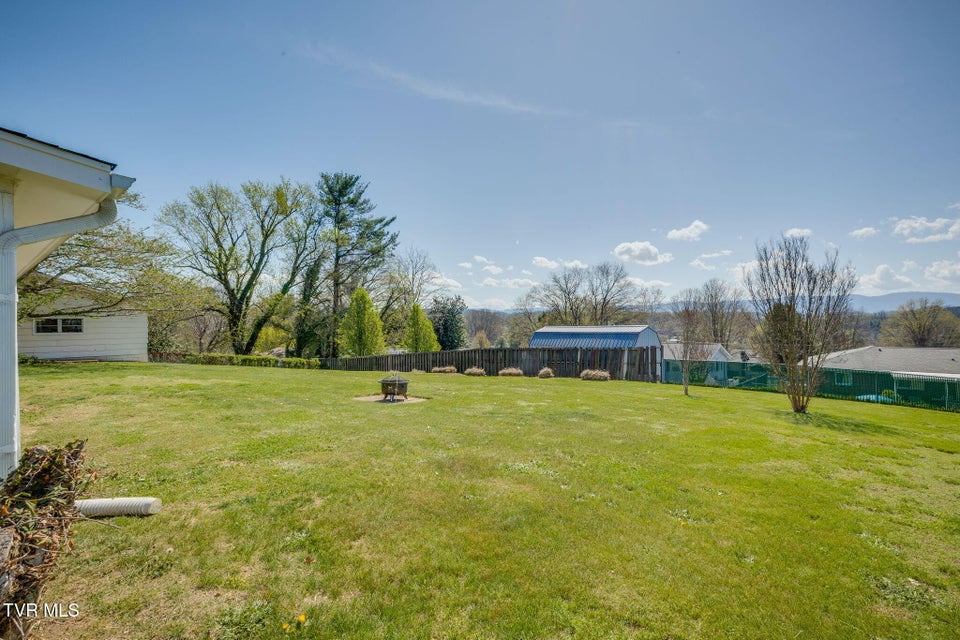 Photo #33: 125 Meadow Wood Drive