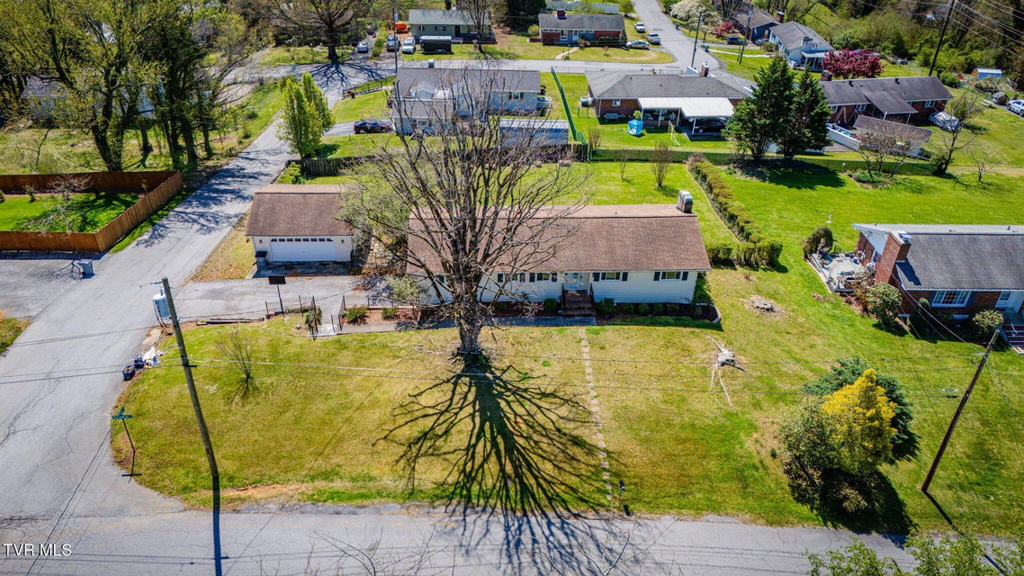 Photo #36: 125 Meadow Wood Drive