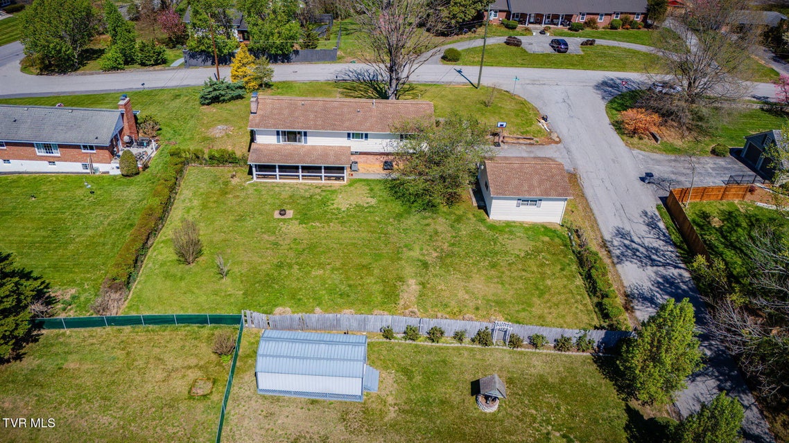 Photo #37: 125 Meadow Wood Drive