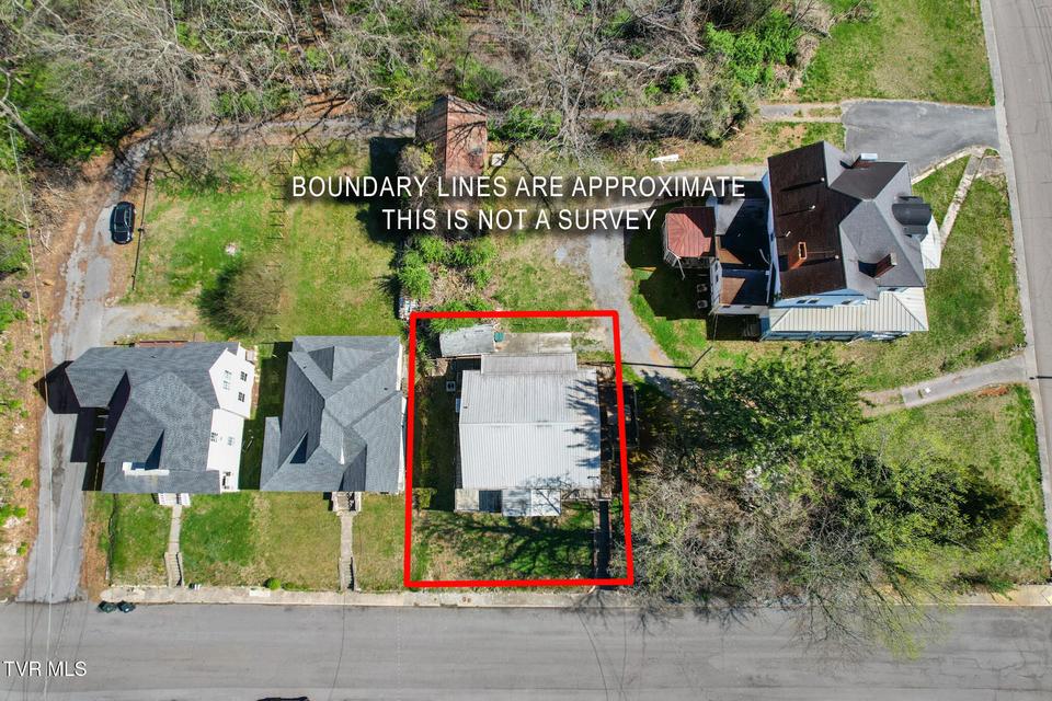 Photo #3: 615 Buckner Street