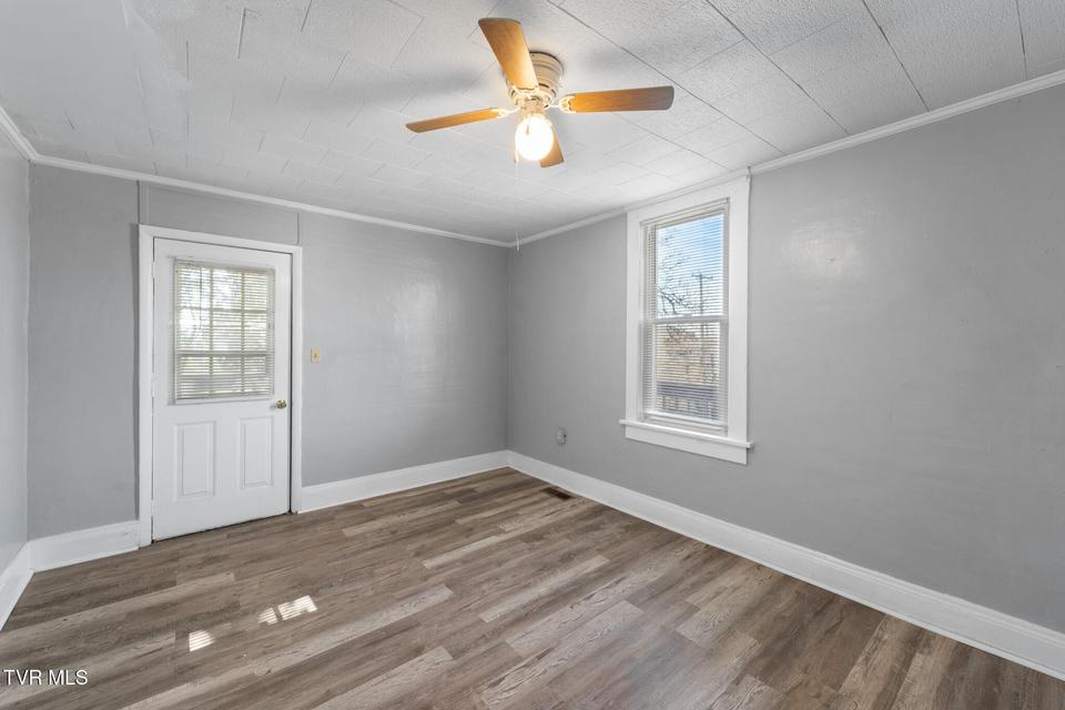 Photo #14: 615 Buckner Street