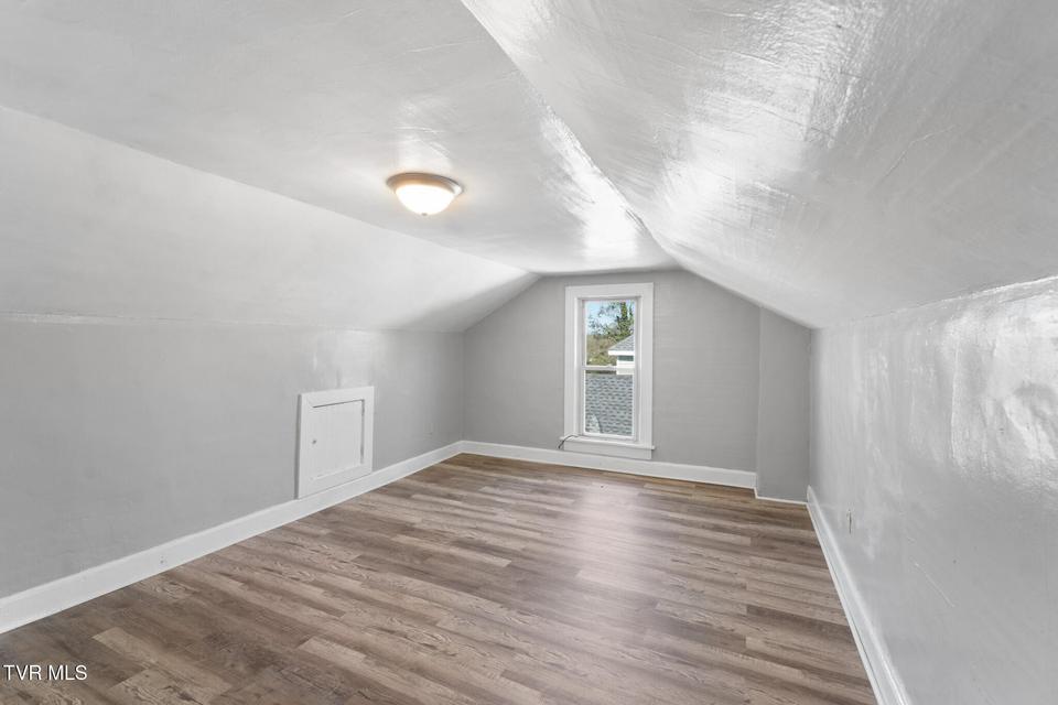 Photo #21: 615 Buckner Street