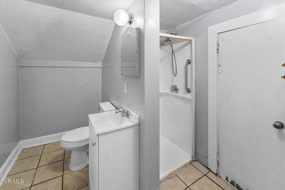 Photo #24: 615 Buckner Street