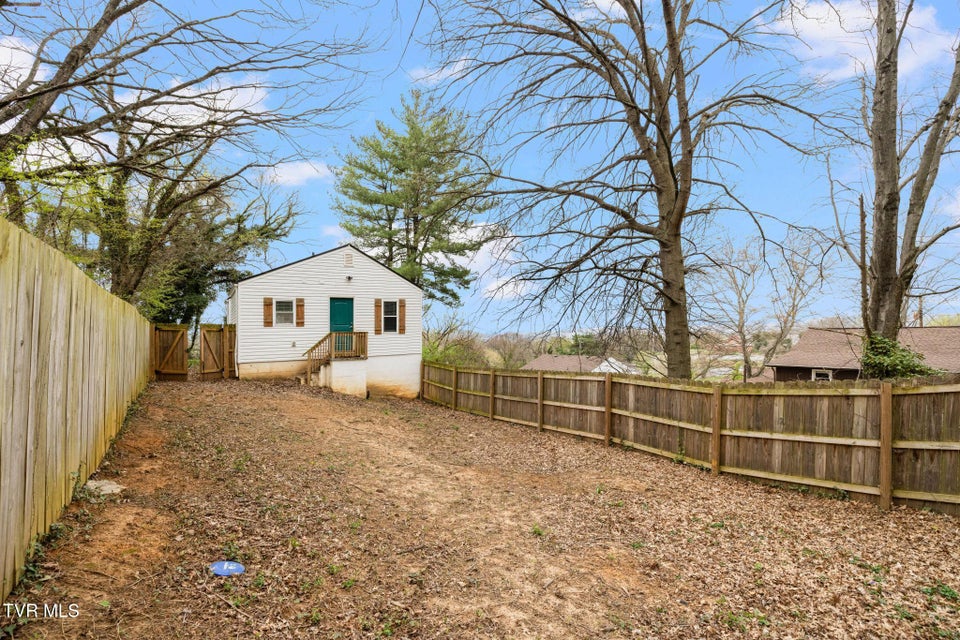 Photo #27: 3806 Bonita Street